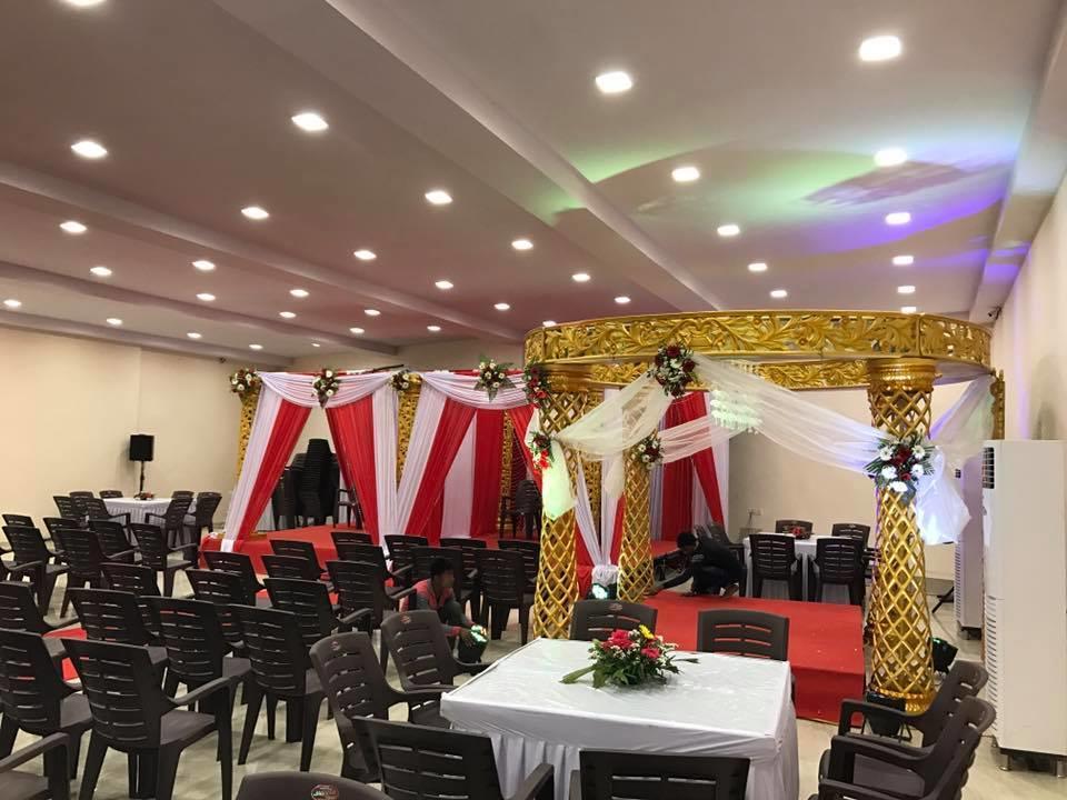 Royale Inn Вапі Екстер'єр фото