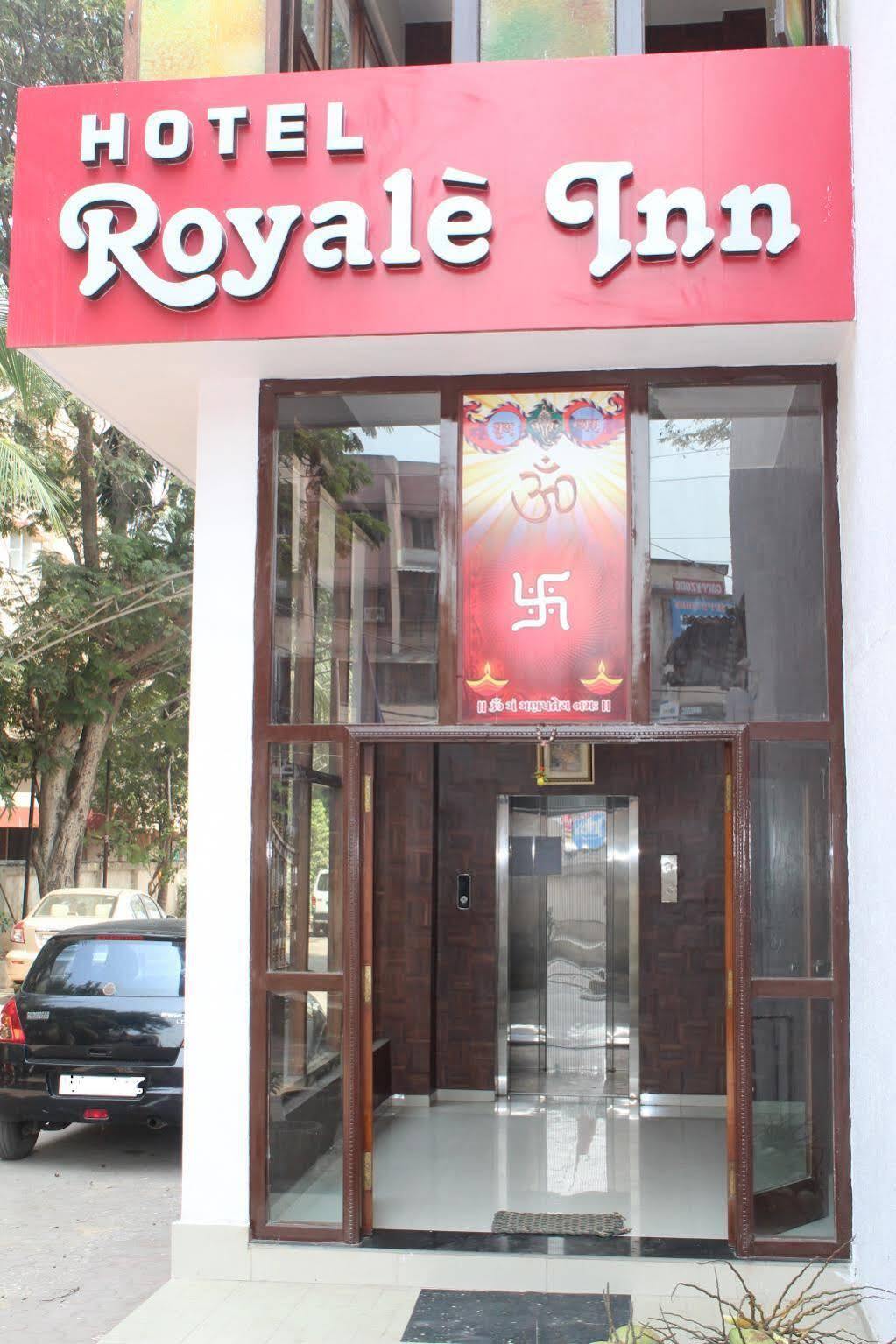 Royale Inn Вапі Екстер'єр фото